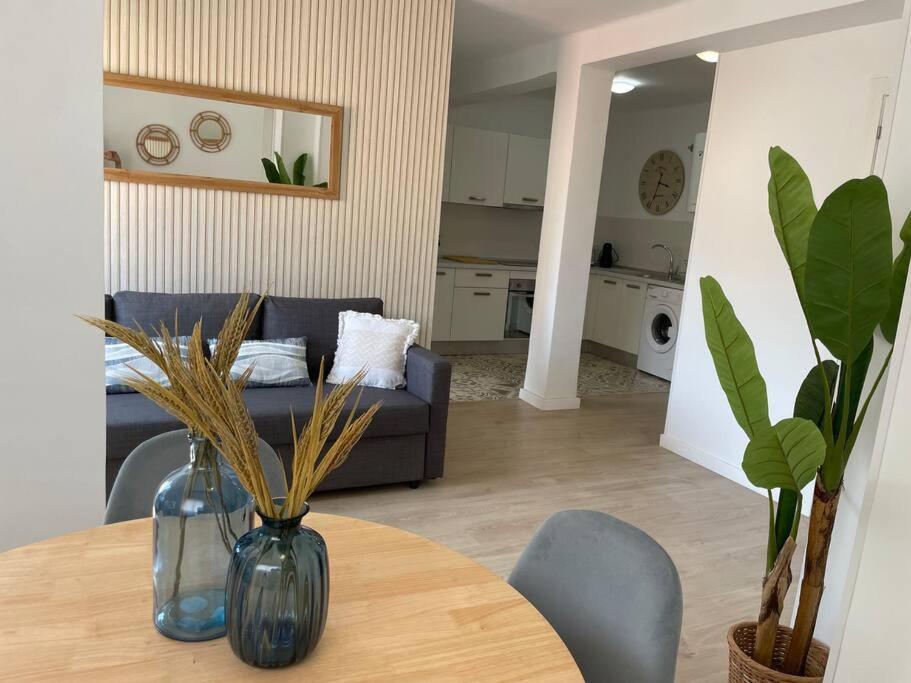Lovely Apartment Malaga Exterior photo