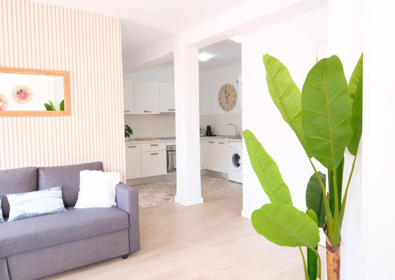 Lovely Apartment Malaga Exterior photo